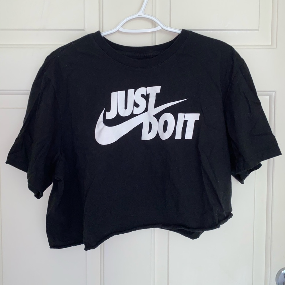 Oversized Nike Slanted Crop Shirt